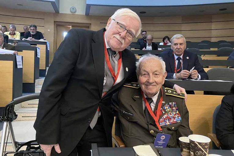 S&nbsp;čestným hosťom zjazdu Vladimírom Strmeňom.